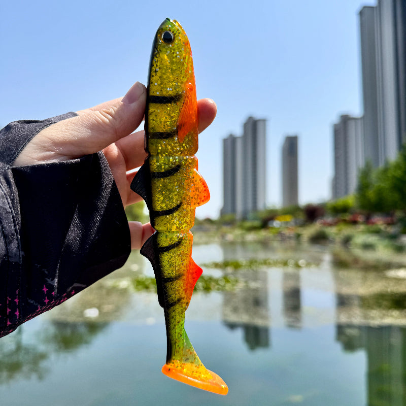 1PC 22cm T-Tail 3-Jointed Soft Swimbait – Slow Sink Long Cast Fishing Lure, Big Paddle Tail Realistic Swimming Action for Pike