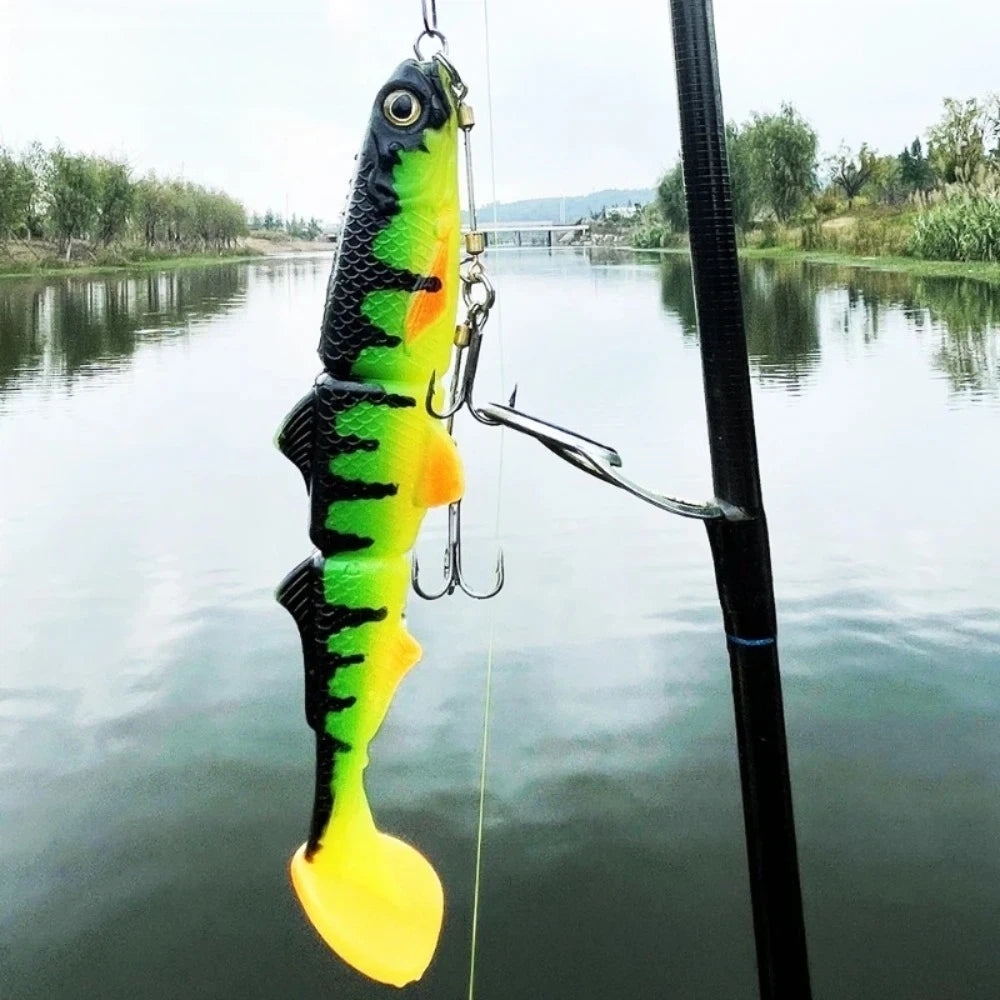 1PC 22cm T-Tail 3-Jointed Soft Swimbait – Slow Sink Long Cast Fishing Lure, Big Paddle Tail Realistic Swimming Action for Pike